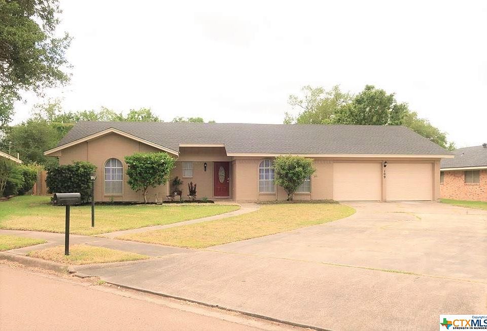 1st image of 109 Berkshire Ln