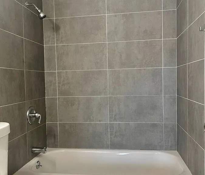 1553 W Mercer Ln #1 — Photo 13