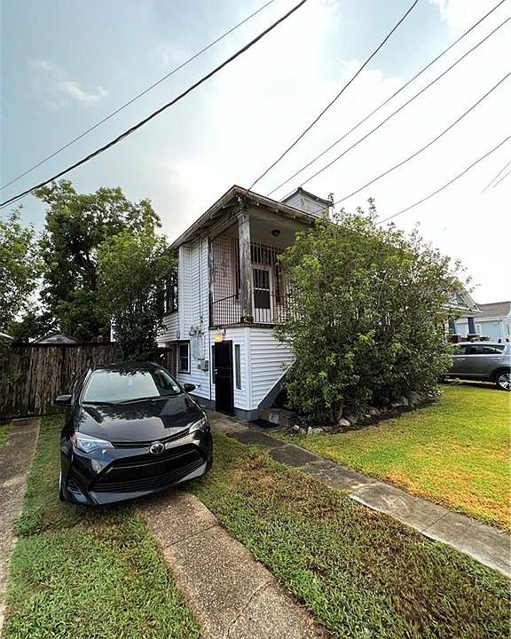1st image of 2564 Jonquil St