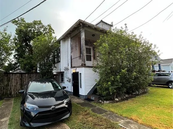 2564 Jonquil St, New Orleans, LA 70122
