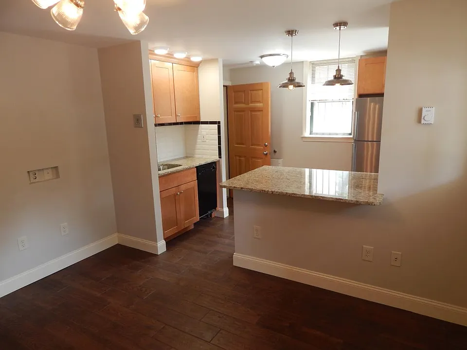 31 Decatur St