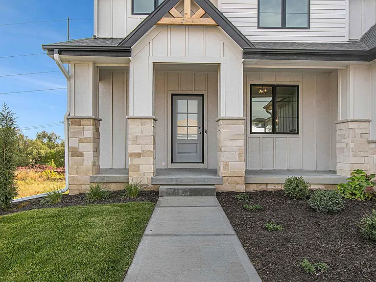 5417 N 205th St — Photo 32