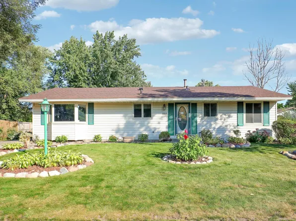 889 Whitney Dr, Apple Valley, MN 55124
