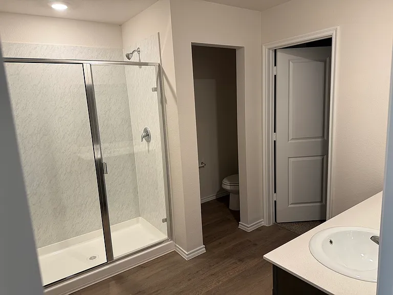 4008 Pinebluff Ln — Photo 2
