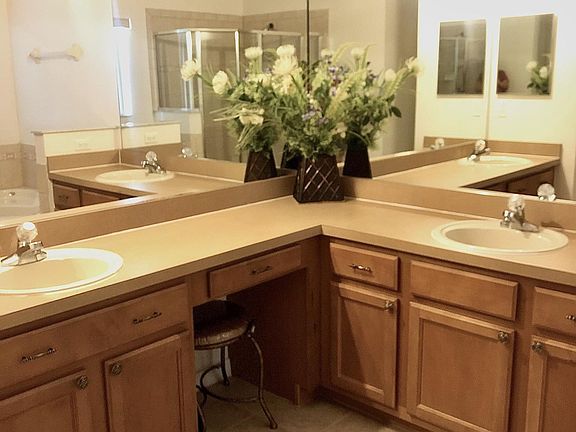 5th image of 2656 Patrician Cir
