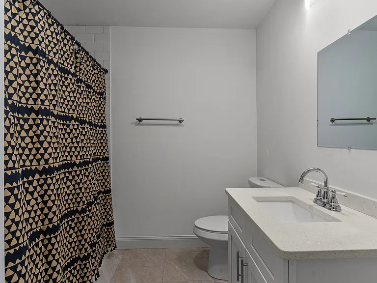 105 William St #205 — Photo 12