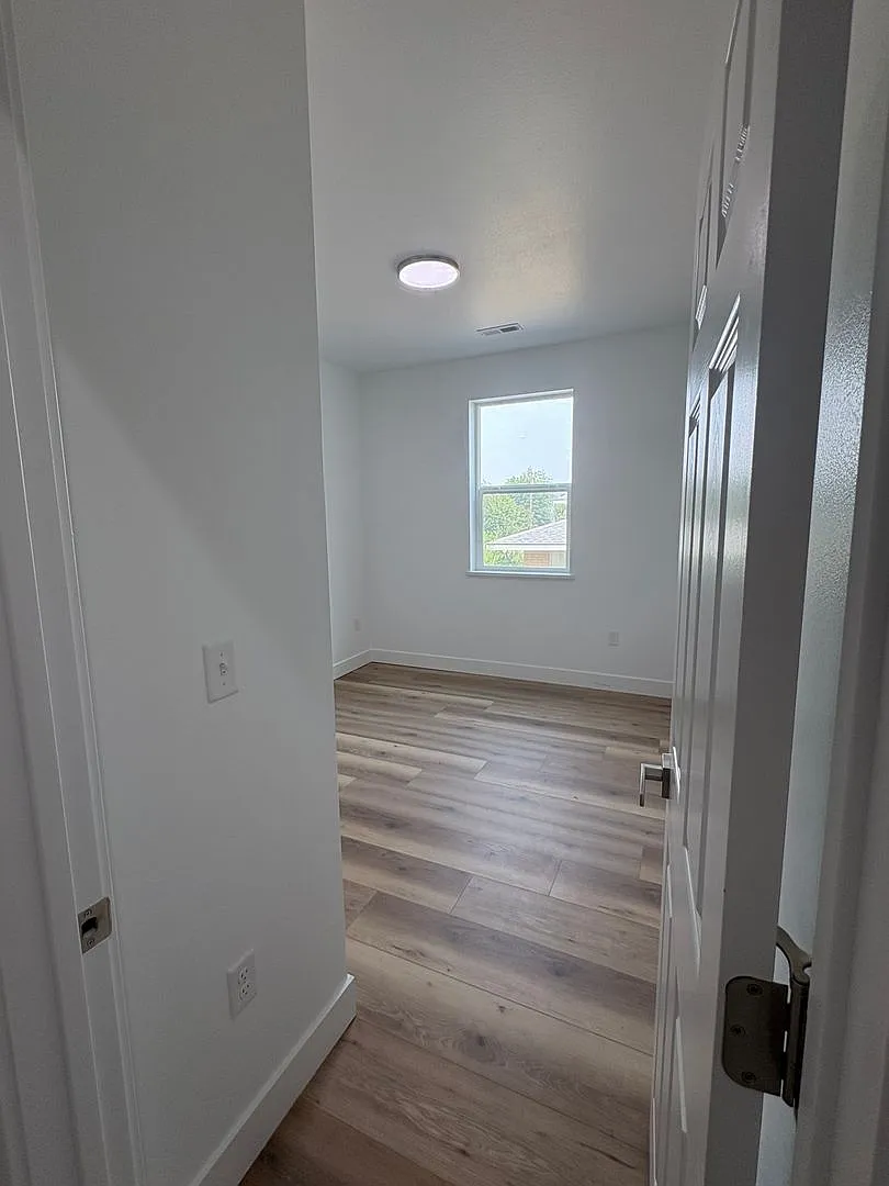 3 bed 2 bath home in Soap Lake — Photo 3