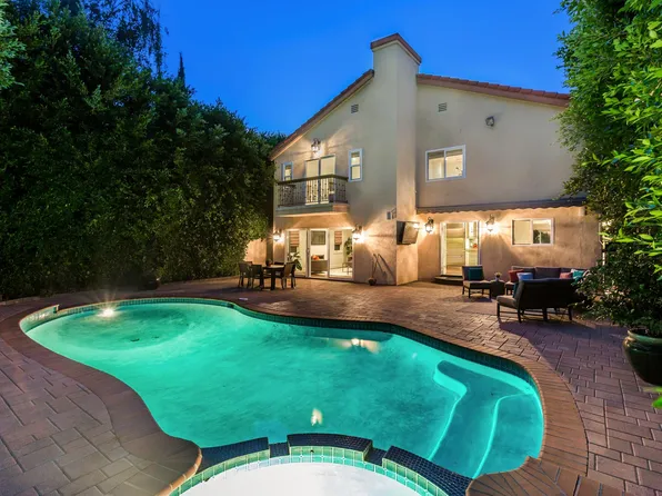 3413 Oak Glen Dr, Los Angeles, CA 90068
