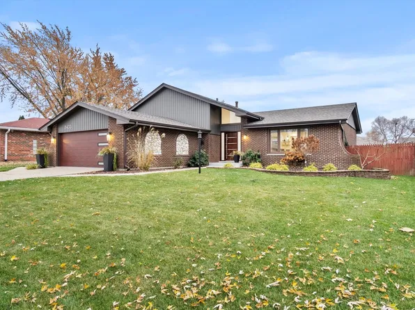 8433 Wheeler Dr, Orland Park, IL 60462