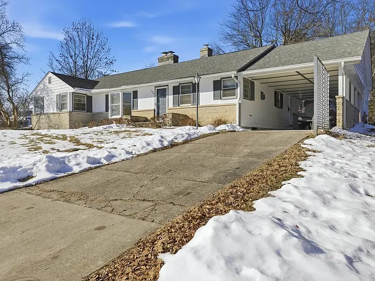 120 S Hillsdale Dr — Photo 39
