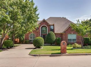 18 Greenleaf Dr, Trophy Club, TX 76262