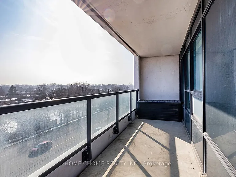 1480 Bayly St #518 — Photo 25