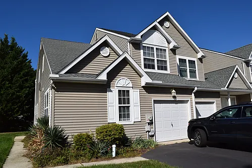 17 Sea Chase Dr #9 Photo 1