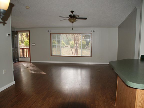 4th image of 112 Barkland Ln