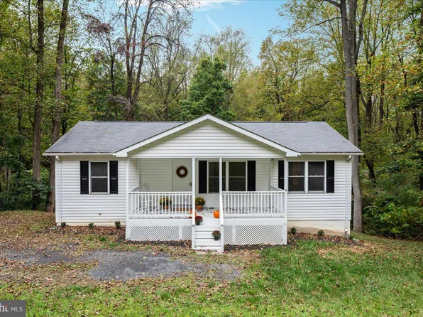 2304 High Top Rd, Linden, VA 22642