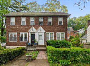 40 Tibbetts Rd, Yonkers, NY 10705