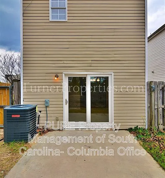 557 Summit Terrace Ct — Photo 9