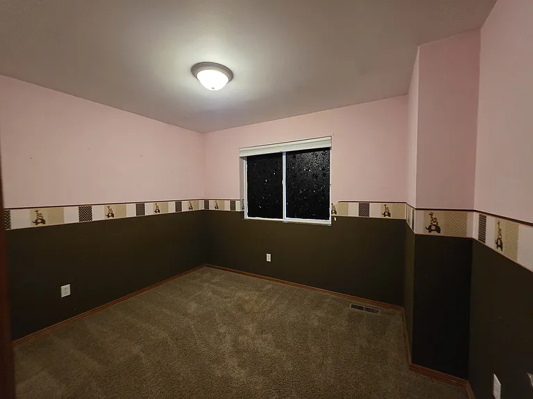 1080 Heron Ridge Ave — Photo 10