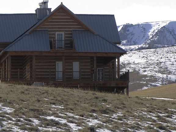3rd image of 15 Crazy Horse Ln #943-9