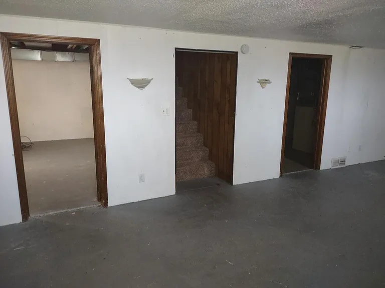 6120 Campus Park Dr SE — Photo 9