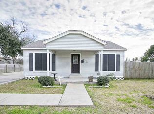 6170 Madison Blvd, Groves, TX 77619