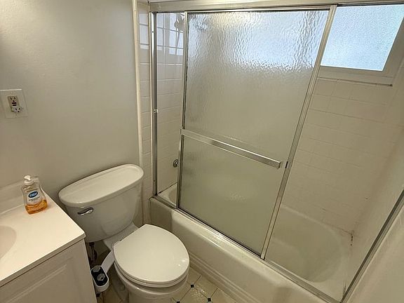 5th image of 1236 El Camino Real APT 5