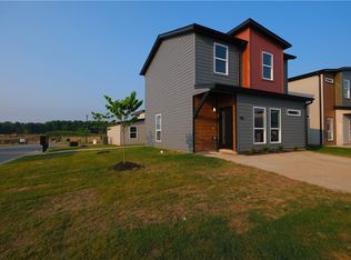 981 Ventnor Ave, Centerton, AR 72719