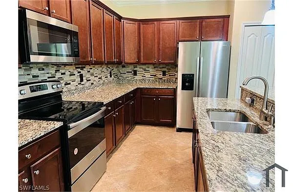 Building Photo - 15740 Angelica Dr