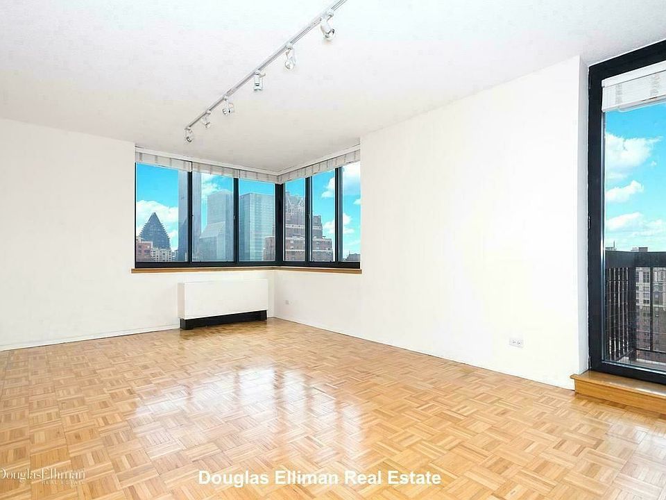 1st image of 250 E 40th St APT 31E