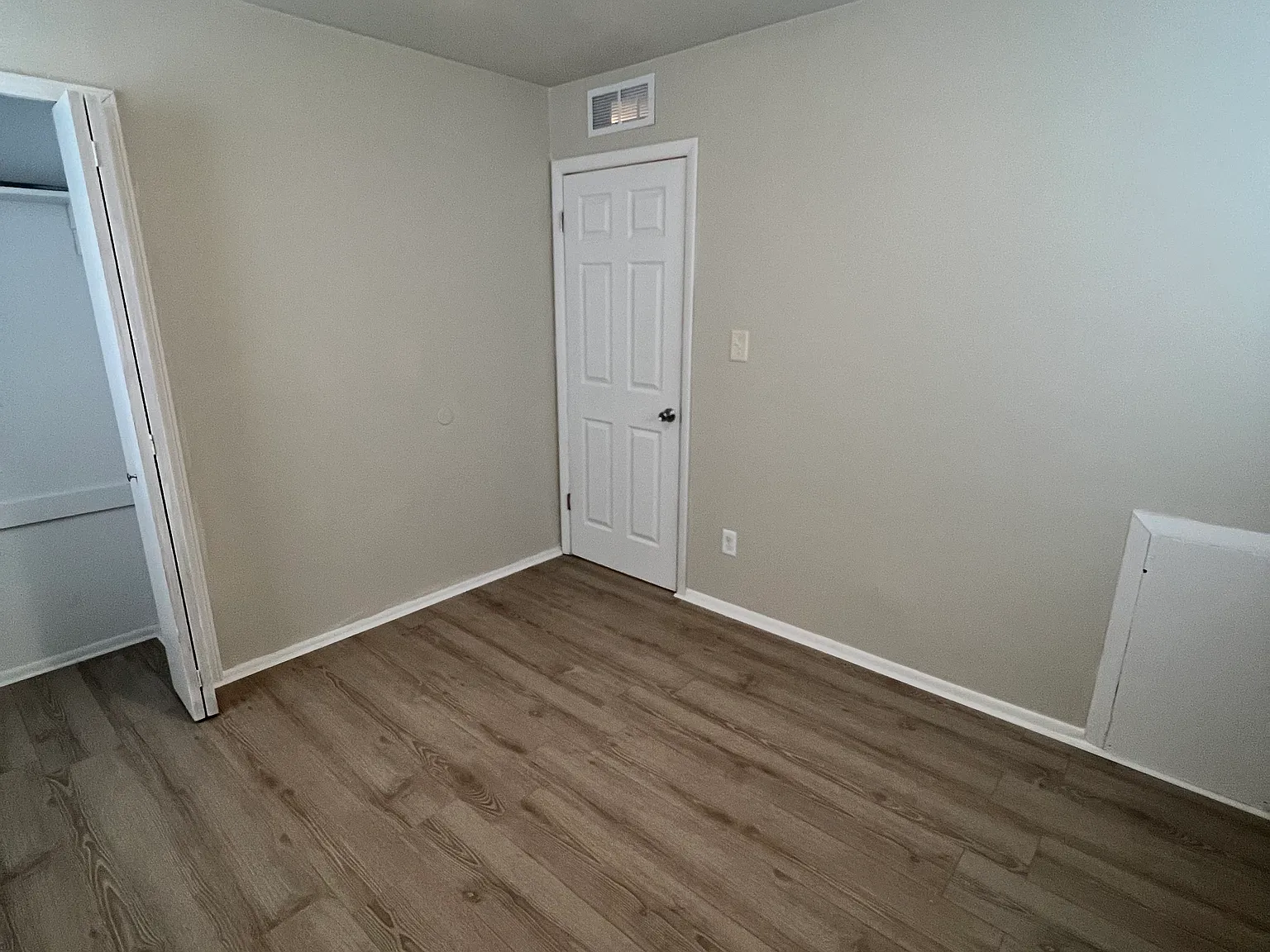 3 bed, 1014 sqft, $1,750 — Photo 4