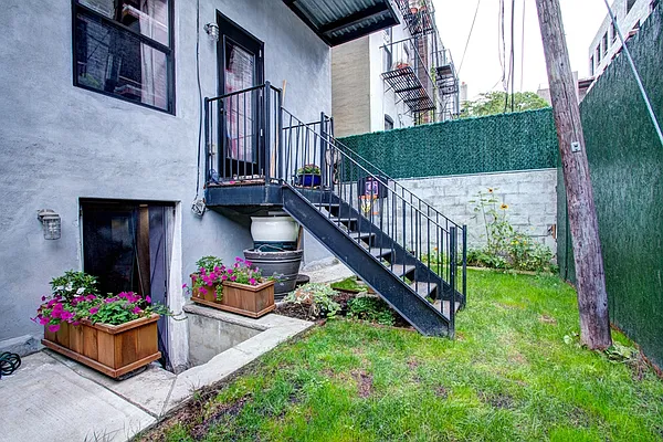 Sold by Corcoran | media 18