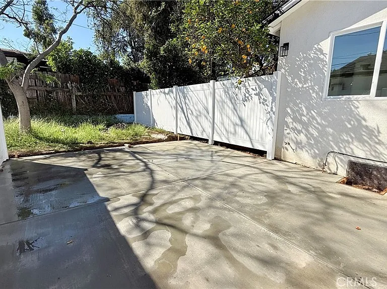 17438 Horace St — Photo 16