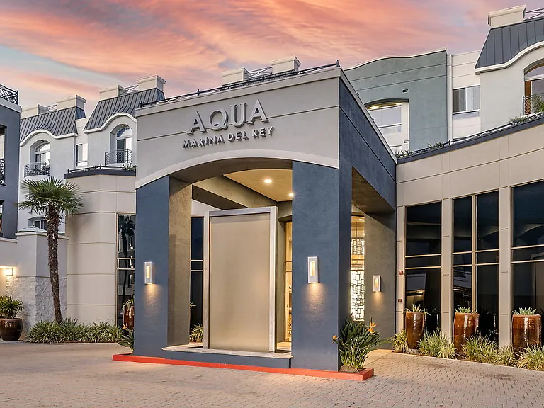 AQUA Marina del Rey — Photo 34