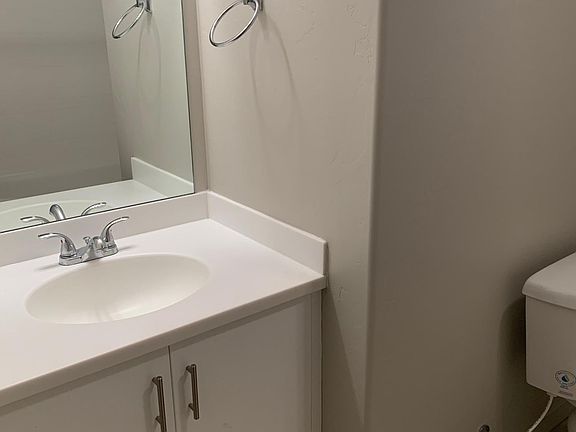 4th image of 1080 W 965 N Unit 25