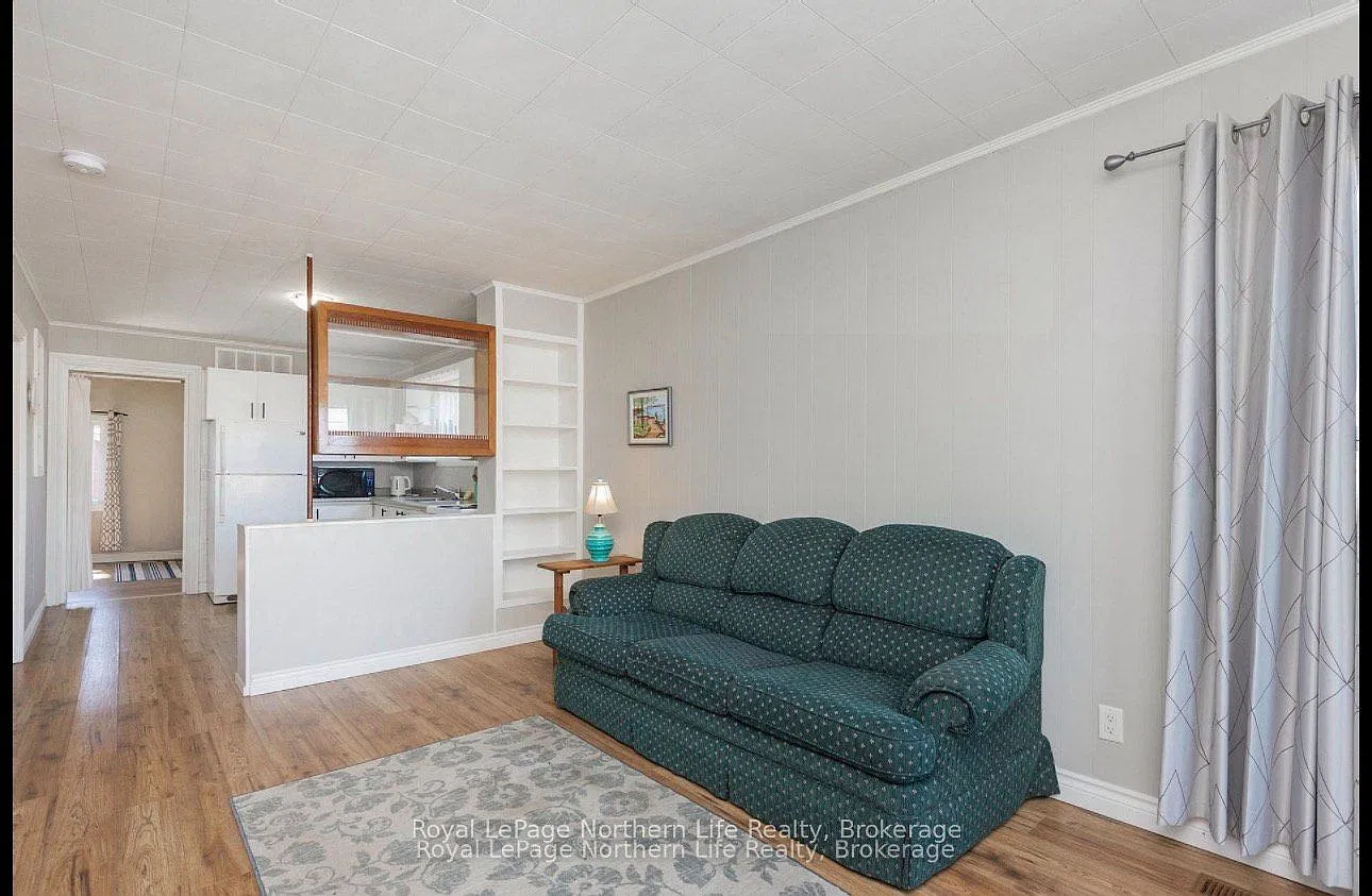 3 bed, $2,600 — Photo 2