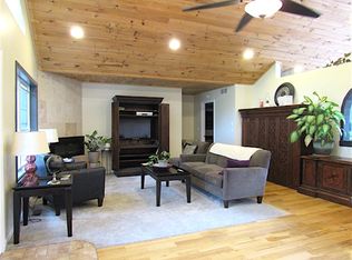 20189 Brendel Blvd, Rocky Mount, MO 65072