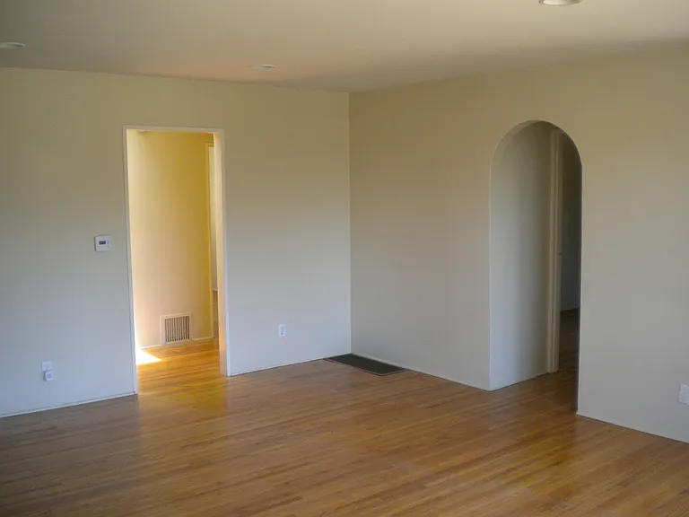 1217 E Cota St #A — Photo 6