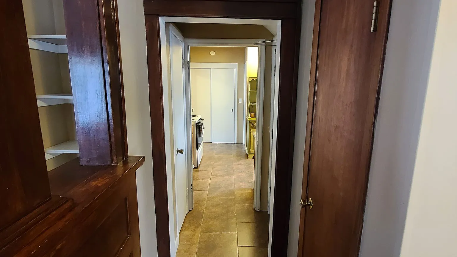 Taylor & Company 1243 — Photo 4
