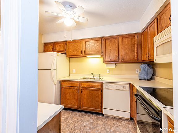 4th image of 900 Mix Avenue #62
