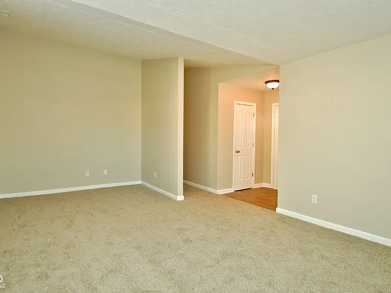 1431 Sanner Dr — Photo 7