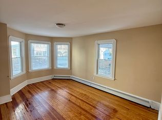46 Sagamore St, New Bedford, MA 02740