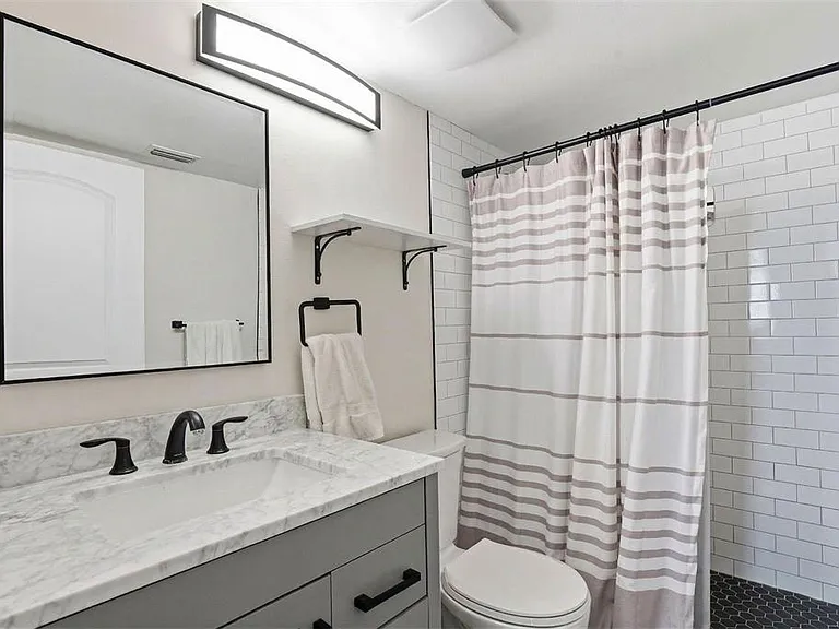 2424 W Tampa Bay Blvd #M404 — Photo 21