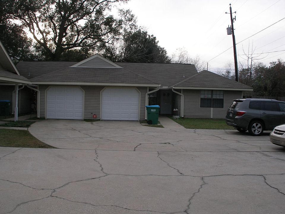 1st image of 321 Texas Ave APT D