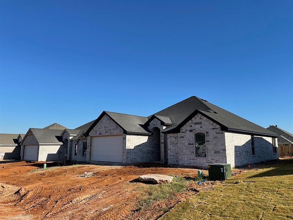 2nd image of 3317 Windcrest Ct