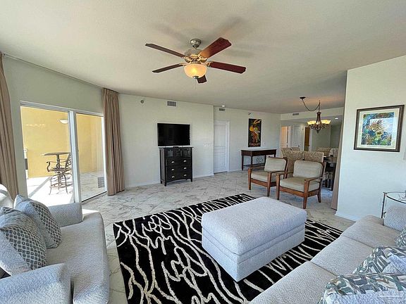 5th image of 22 Via Deluna Dr #101