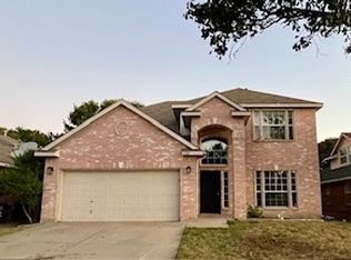 720 Fox Run Trl, Saginaw, TX 76179
