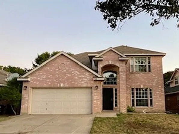 720 Fox Run Trl, Saginaw, TX 76179