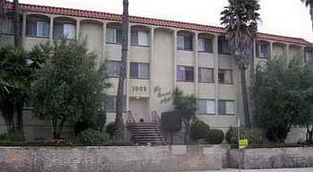 1st image of 1005 S Grand Ave APT 208