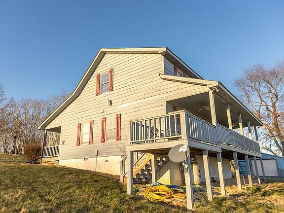 2nd image of 1393 Jones Chapel Rd