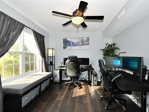 4th image of 5026 Clay Creek Ln